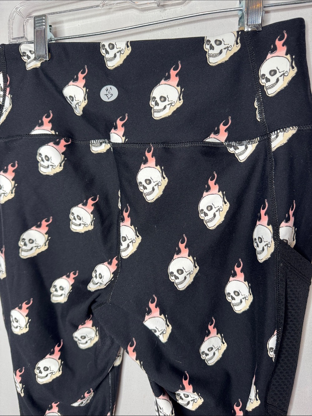 Torrid Wicking Active Flaming Skill Leggings. Size 0 (12). - Picture 8 of 8